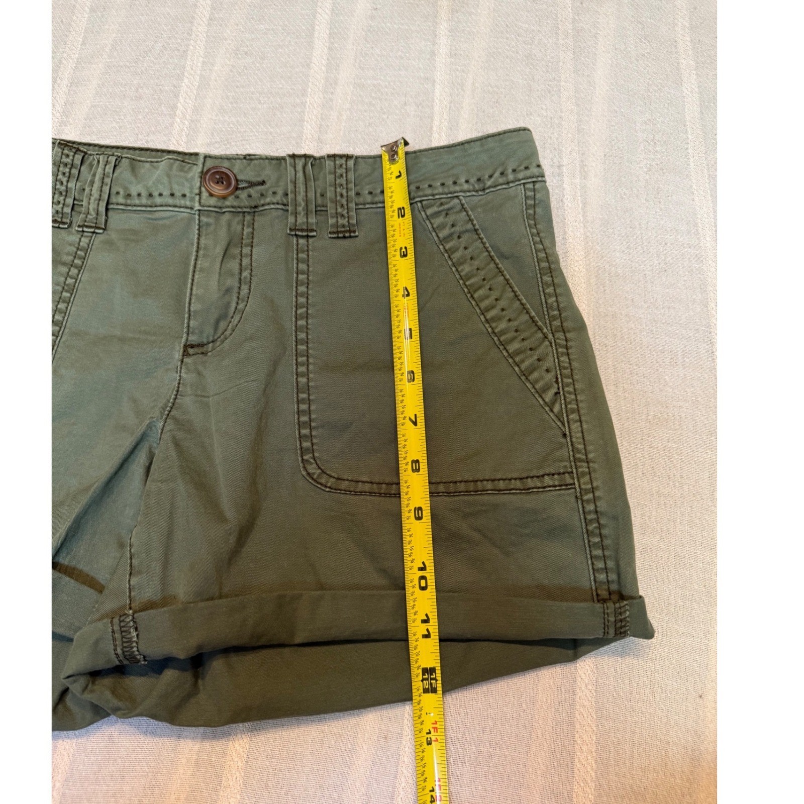 Y2K Cotton Twill Shorts Olive Green Low Rise Shortie 2000s Granola Girl Size 5/6