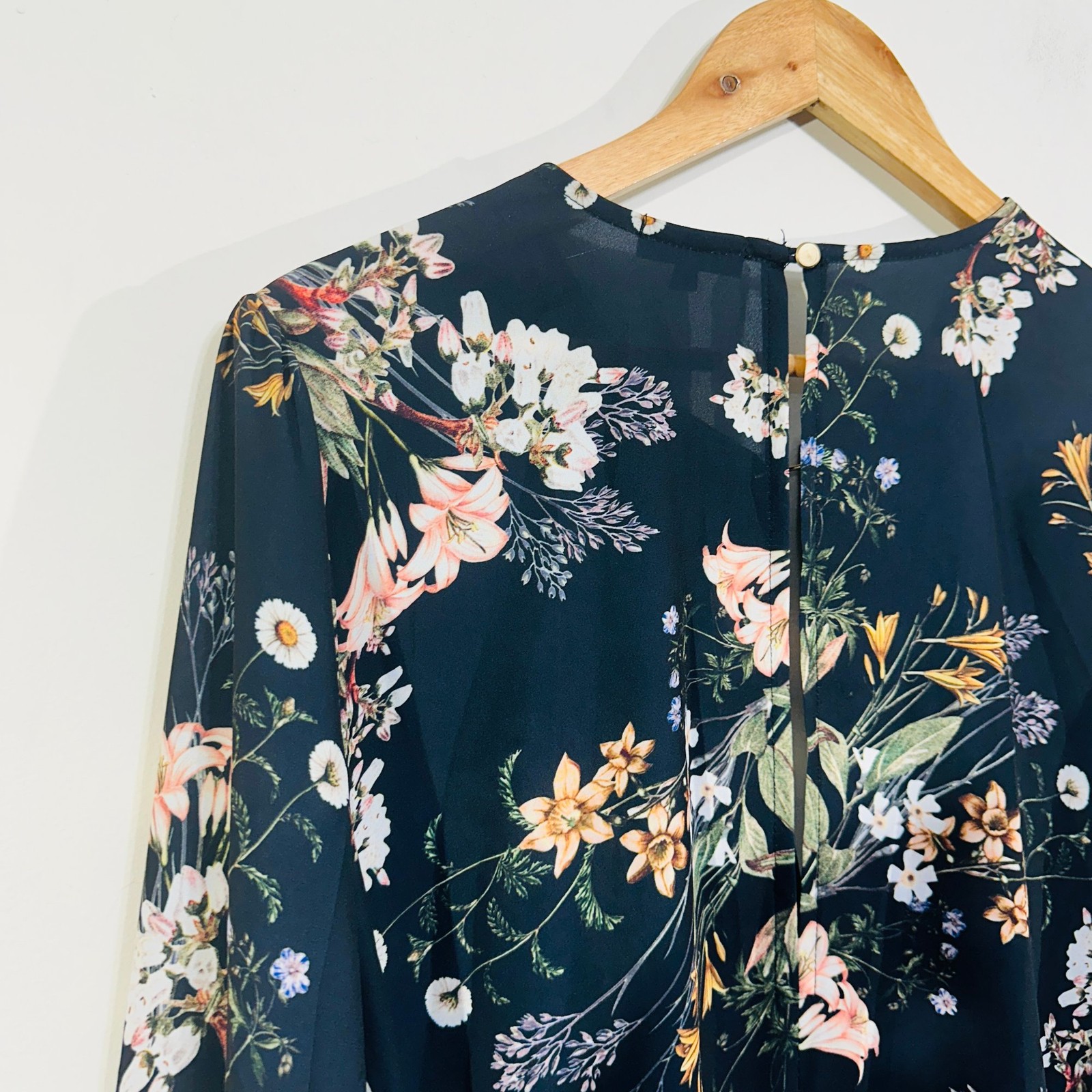 Sheike Floral Long Sleeve Blouse Top 12 Gold Pin Navy Blue Pink Elegant