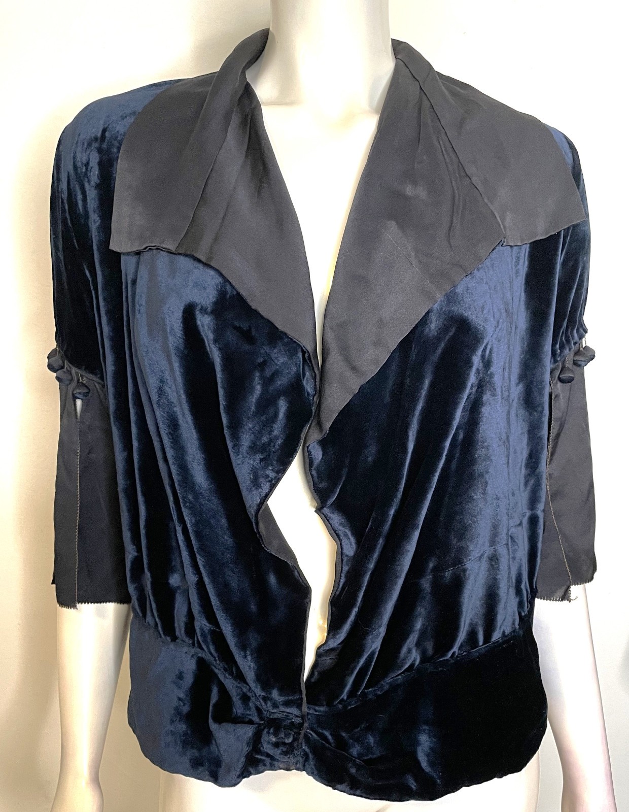 Antique 20s Art Deco Navy Blue Velvet Jacket S M Beaded Trim Button Detail