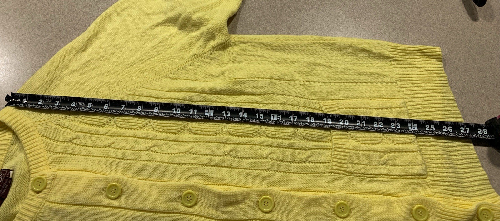 Vintage 70s Corliss Women’s 44 XL Yellow Button Up Cardigan Sweater Pockets