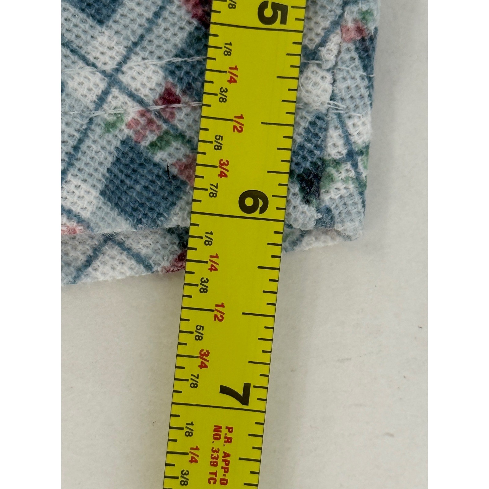 Petite Sophisticate Vintage 90s Floral Plaid Shorts Blue White Made in USA Sz M