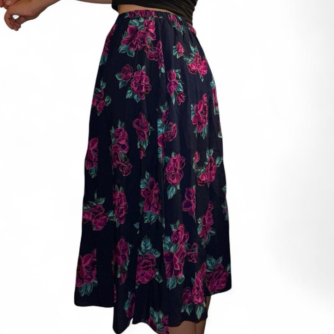 80s vintage navy blue and pink floral maxi skirt with elastic waistband !!