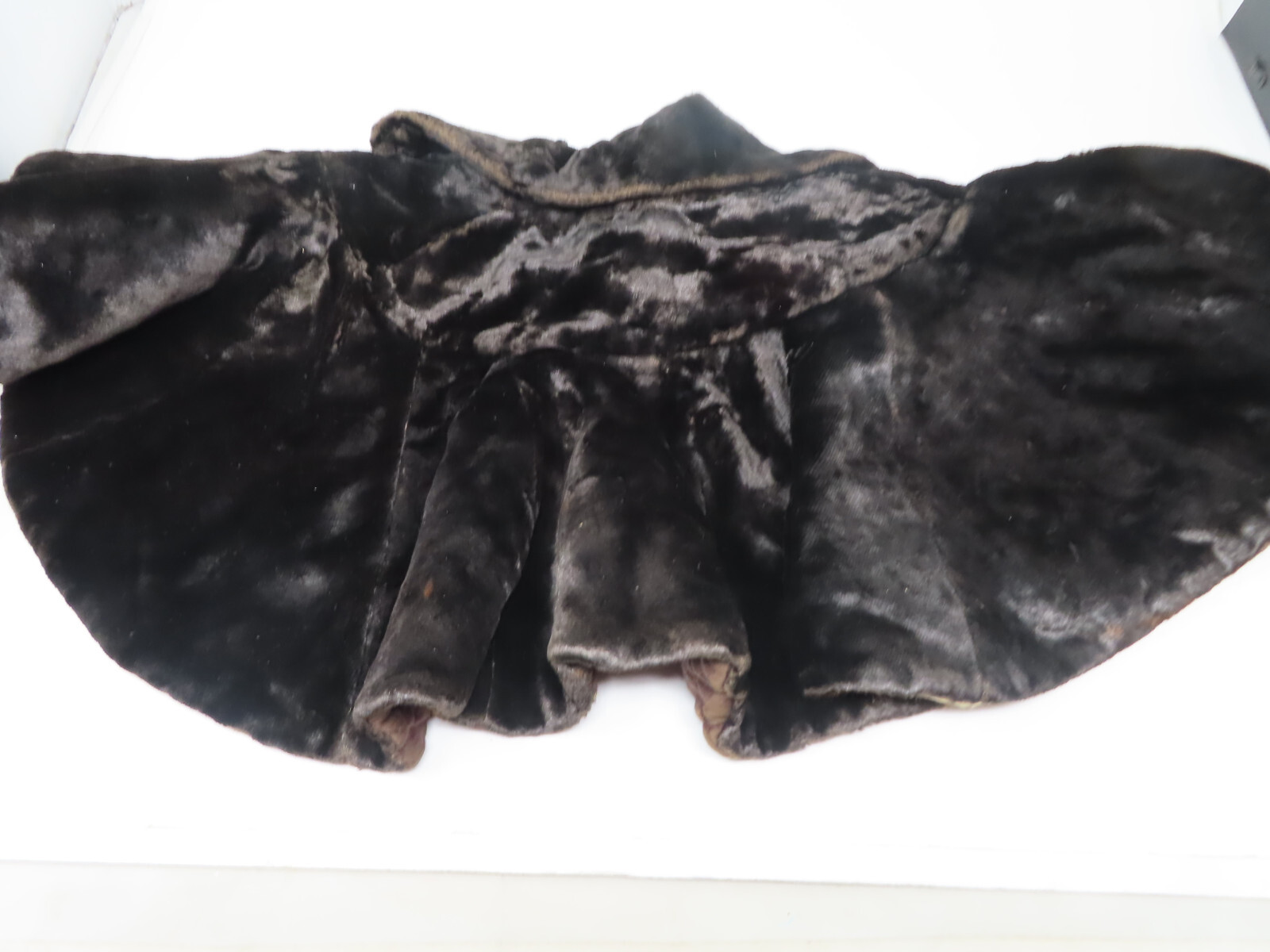 Antique Victorian Capelet Cape Pom Poms Quilted Lining