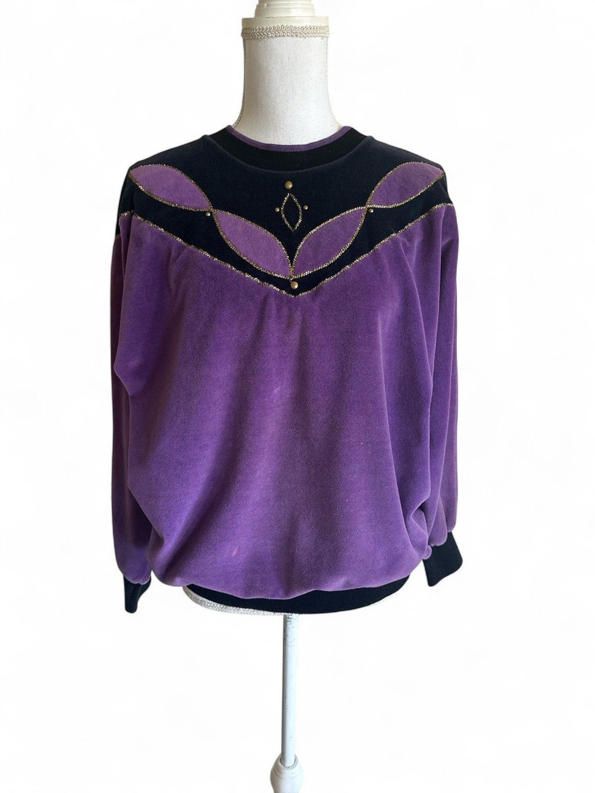 Vintage Purple Velour Women’s L Sweatshirt w/ Gold Studs & Detail Black Trim