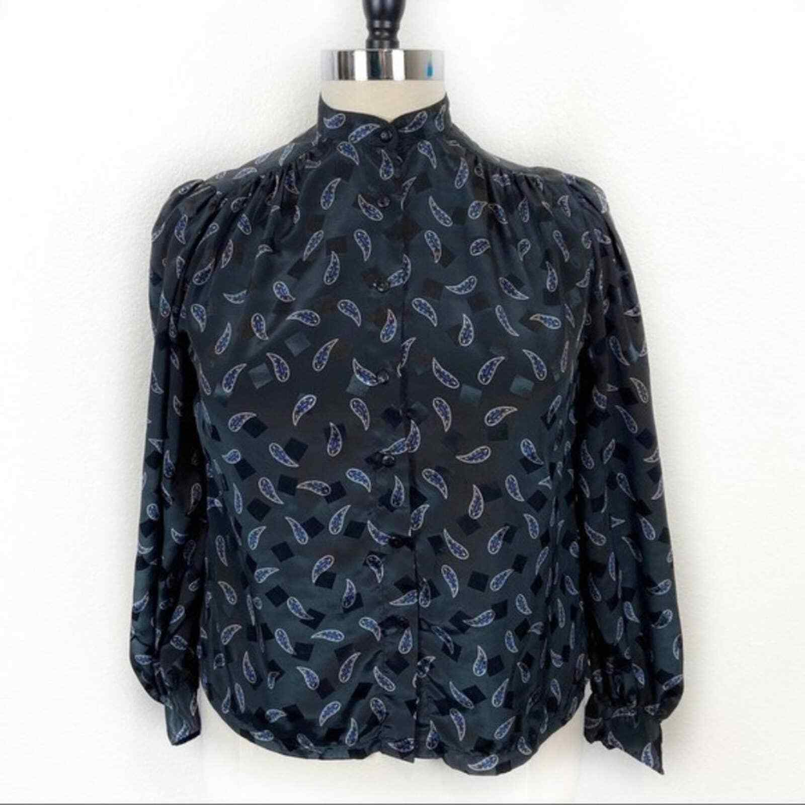 Librarian Blouse Vintage Women’s Sz XL Silky Long Sleeve High Neck Button Front
