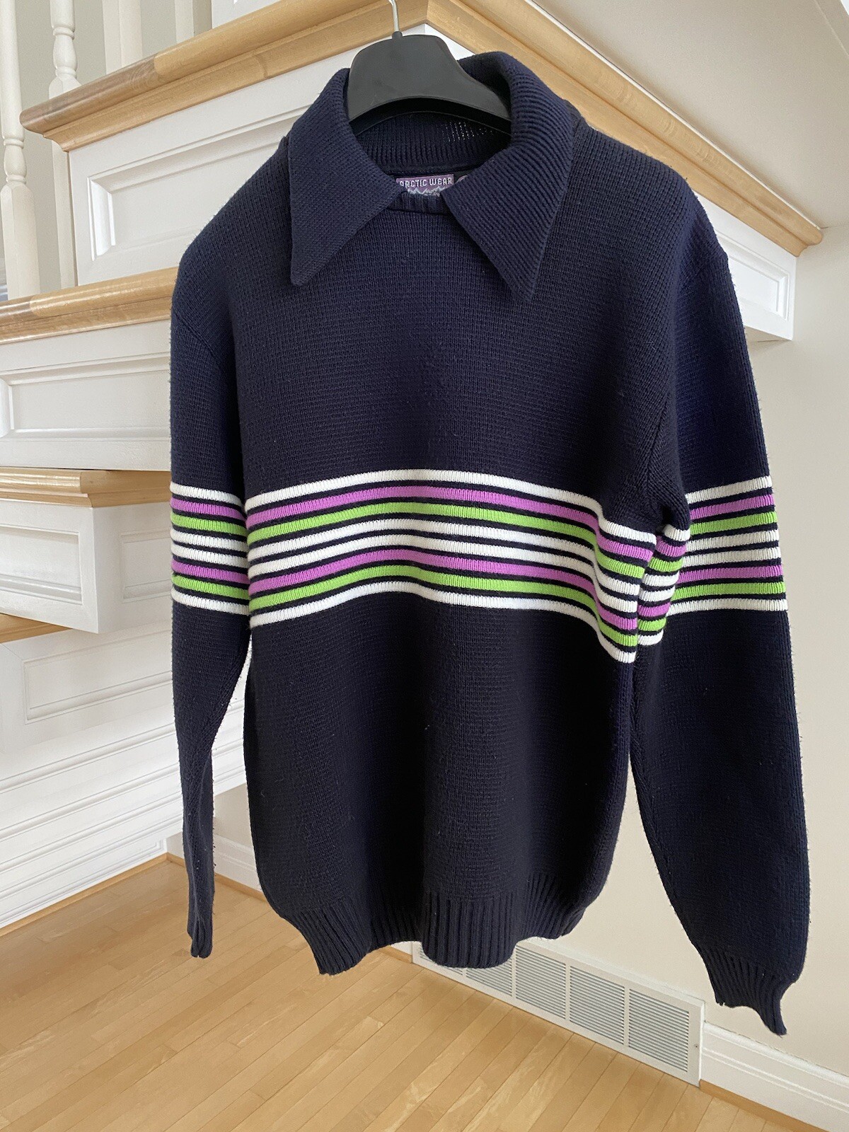 Vintage Women’s Arctic Cat Sweater Large Black Green Purple White Arcticwear