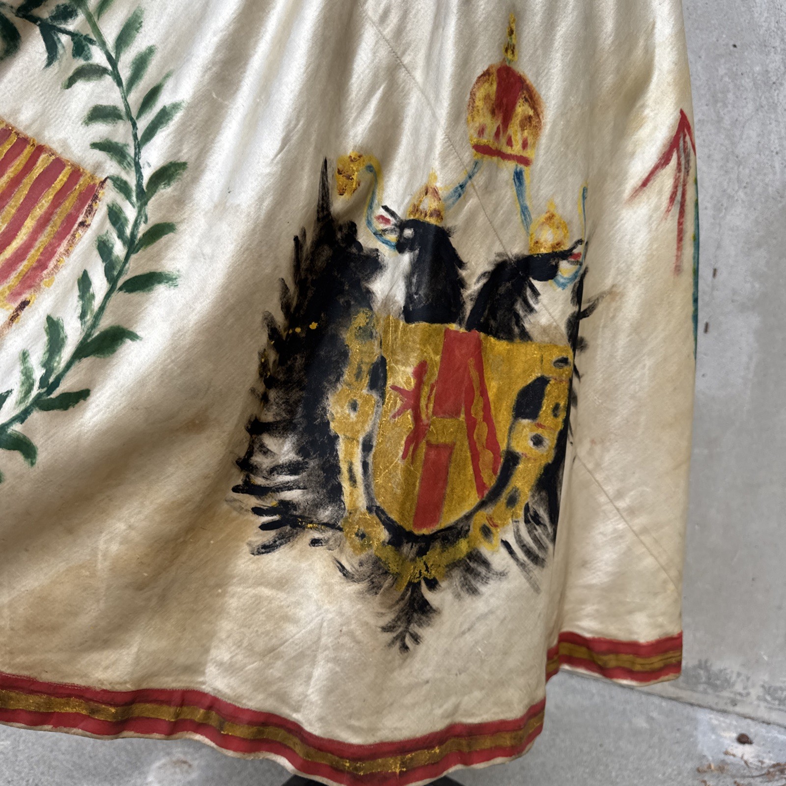 Vintage 1930s Hand Painted Silk Satin & Gold Lamé Dress Crests Snakes Lions