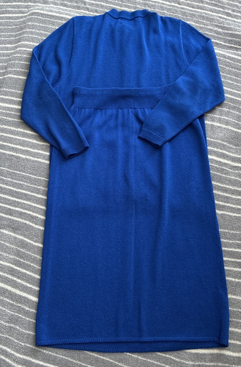 Vintage 2 Piece Knit Ladies Womens Suit LAURA by Alyzia USA Royal Blue
