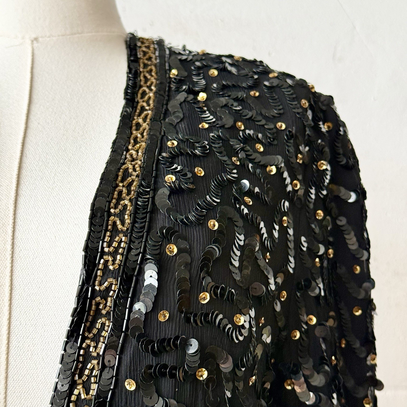 1980’s~1990’s All Silk Beaded & Sequin Jacket By Style works •S/M