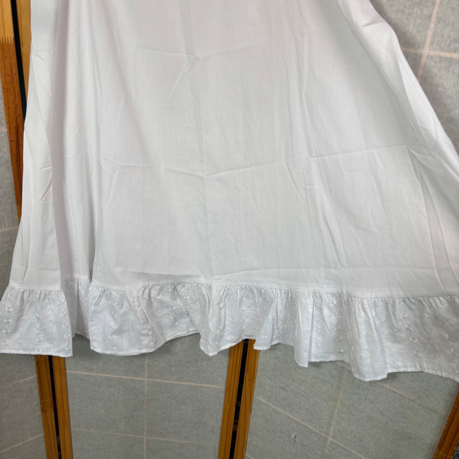 VTG California Bay & Co Skirt White Cotton Eyelet Ruffle Hem Prairie Boho