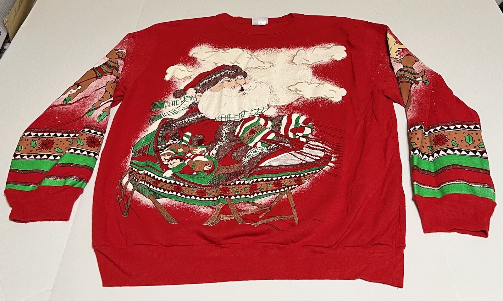 VTG Holiday Time Christmas Sweatshirt Santa And Reindeer￼ Women’s Size XL Piling