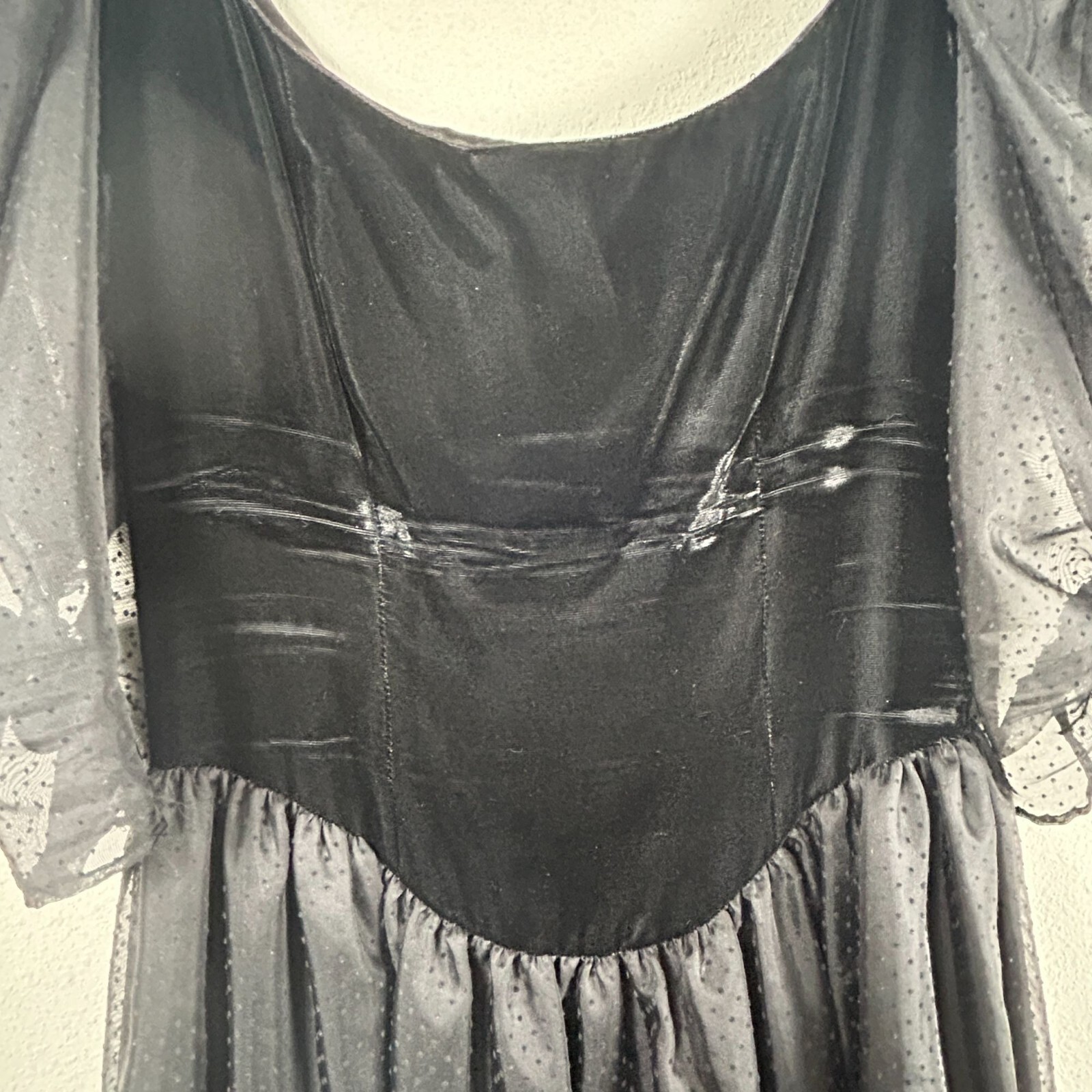 Vintage Gunne Sax Jessica McClintock Dress Size 11 Black Velvet Lace Gothic Gown