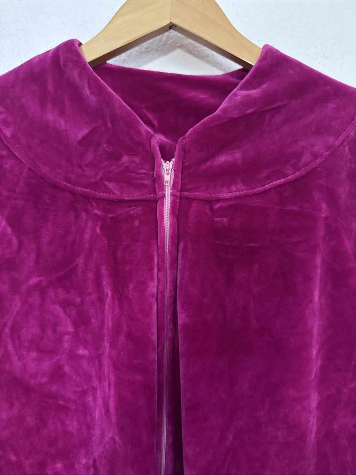 Vintage Handmade Velvet Housecoat Robe Magenta Full Length Zip Size Small NWOT