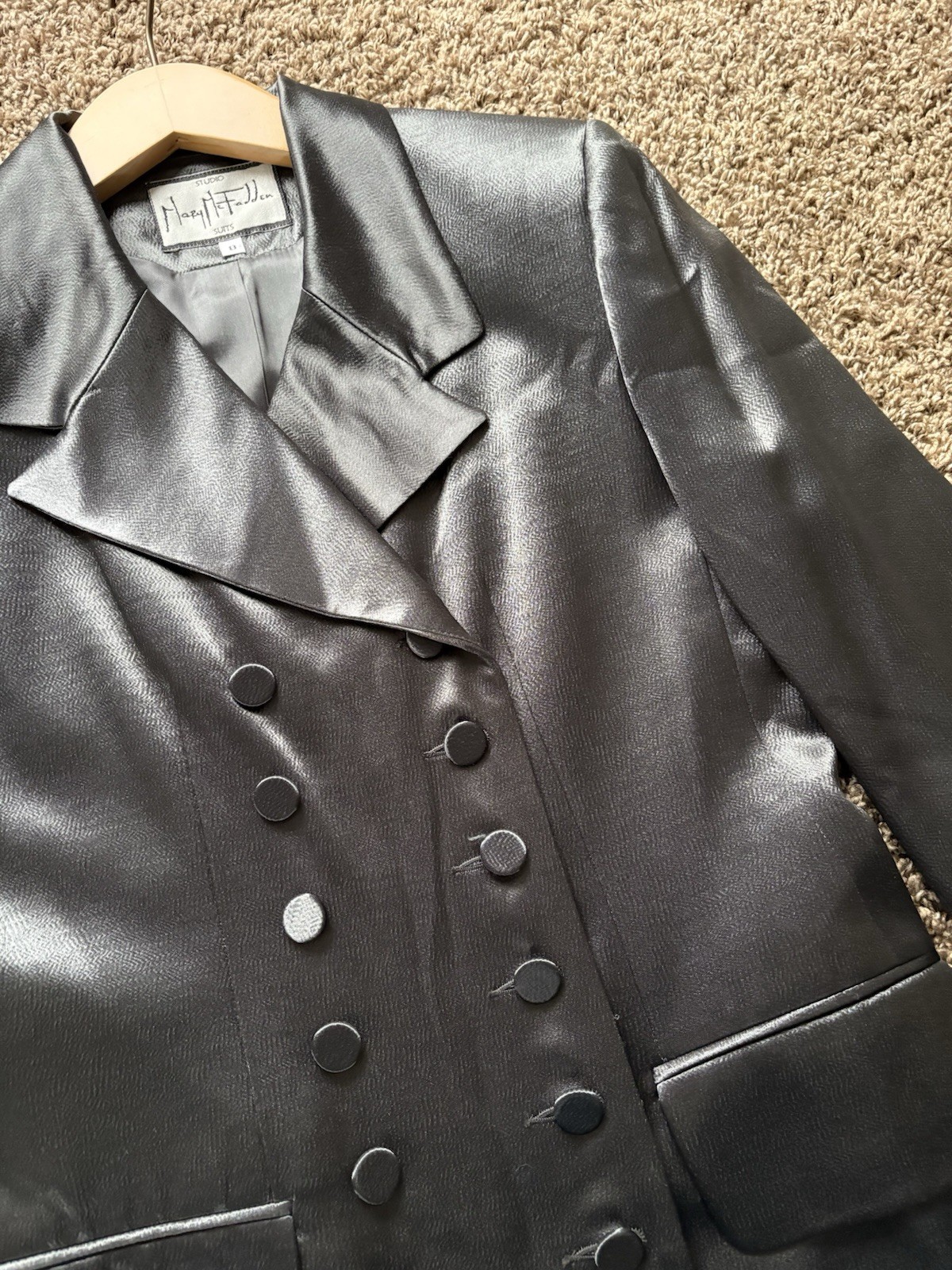 Vintage Mary McFadden Suit Silver Tuxedo Pantsuit Blazer Pants Size 8 “House 91”