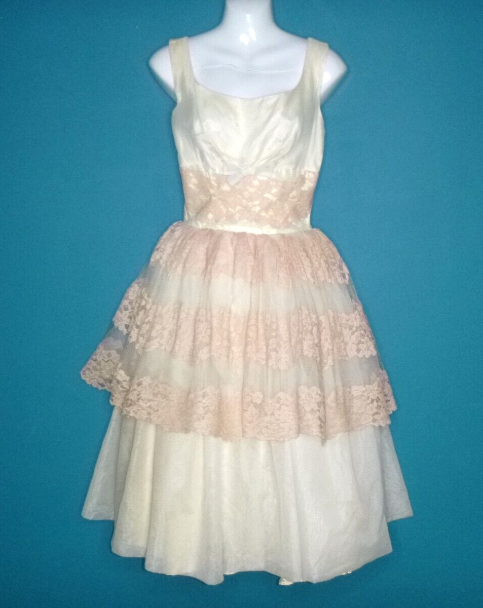 Vtg 50s Off White W/ Pink Lace Cupcake Party Dress Sz S **NEEDS TLC**