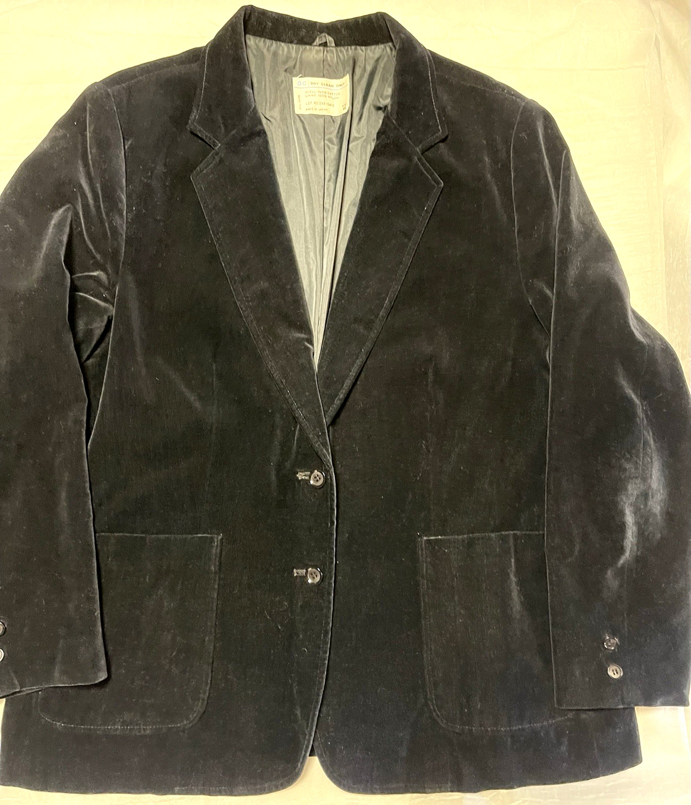 VINTAGE 70s DC Womens 44 XL-XXL Androgyny Black Velvet Blazer, Made in Japan