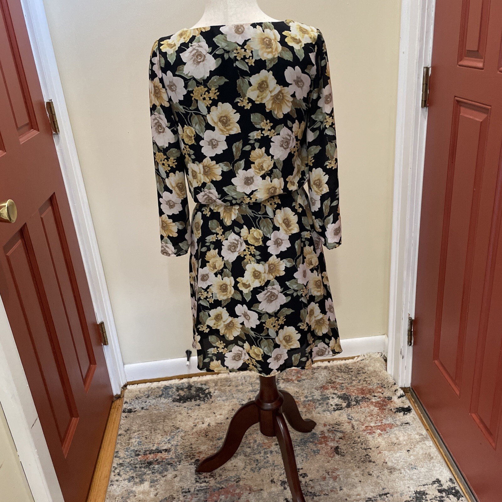 Forever 21 Floral Boho 3/4 Length Sleeve Dress, size Small, black, Yellow, green