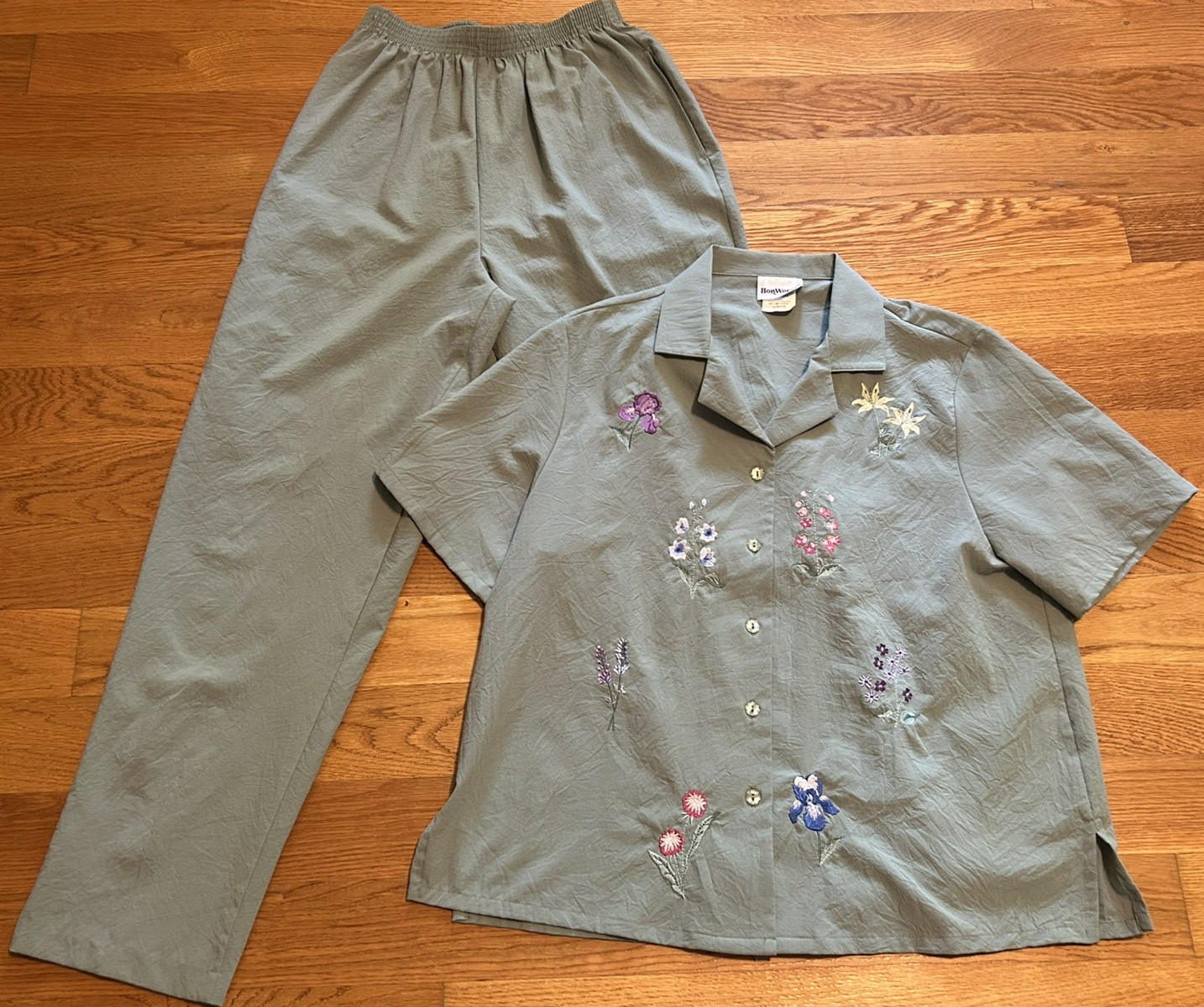 Vintage Bon Worth Small Petite Matching Blouse/Top Pants Set Embroidered