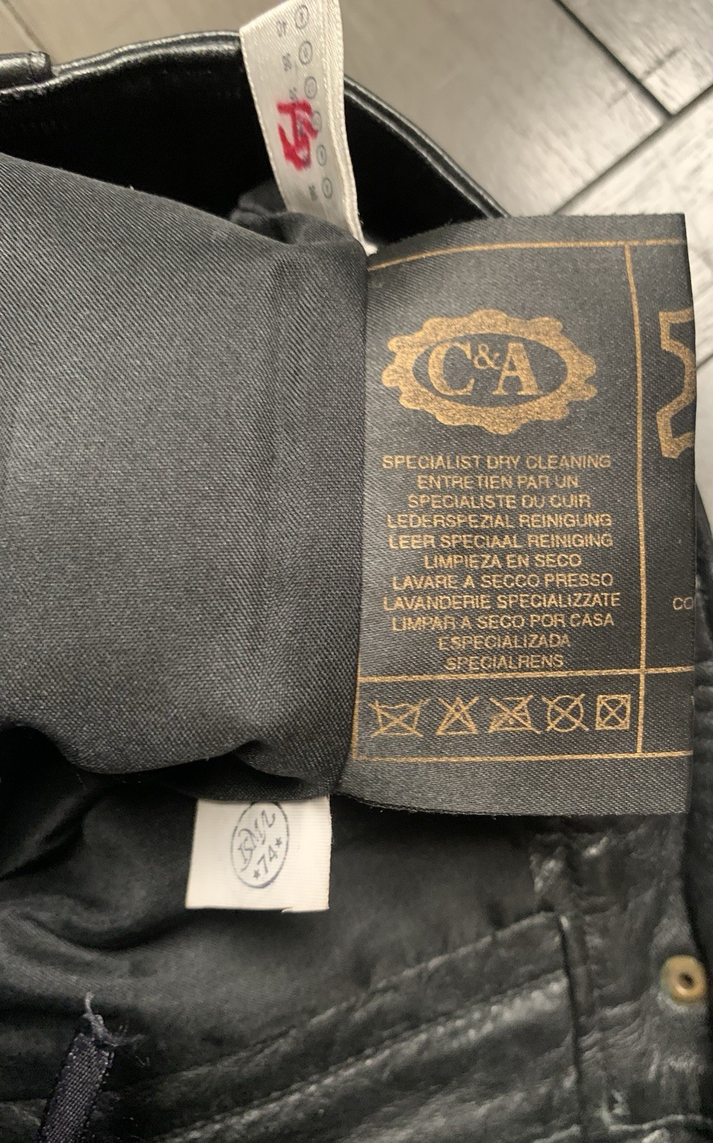 B1 Y2K CANDA C&A BLACK SOFT LEATHER PANTS SZ 4 RAW HEM BOOTCUT MOTORCYCLE 24×31”