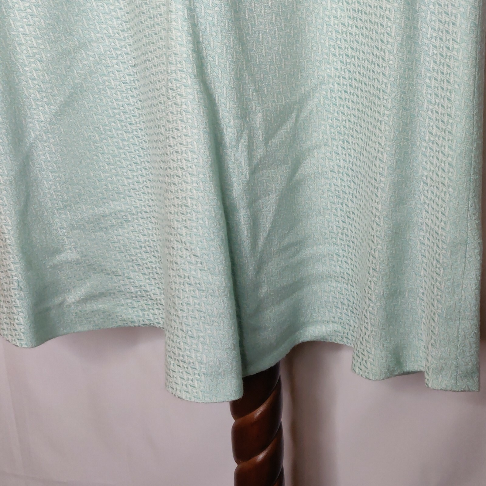 Worthington Vintage size 10 skirt light green white back zip flared beaded