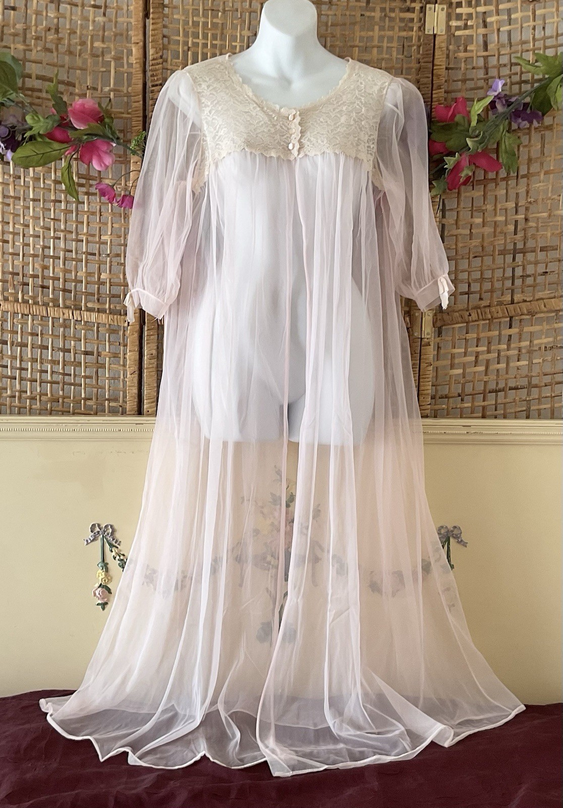 Vintage Sears NOS Pink Sheer Nylon Chiffon Robe With Lace And Ribbon Sz L