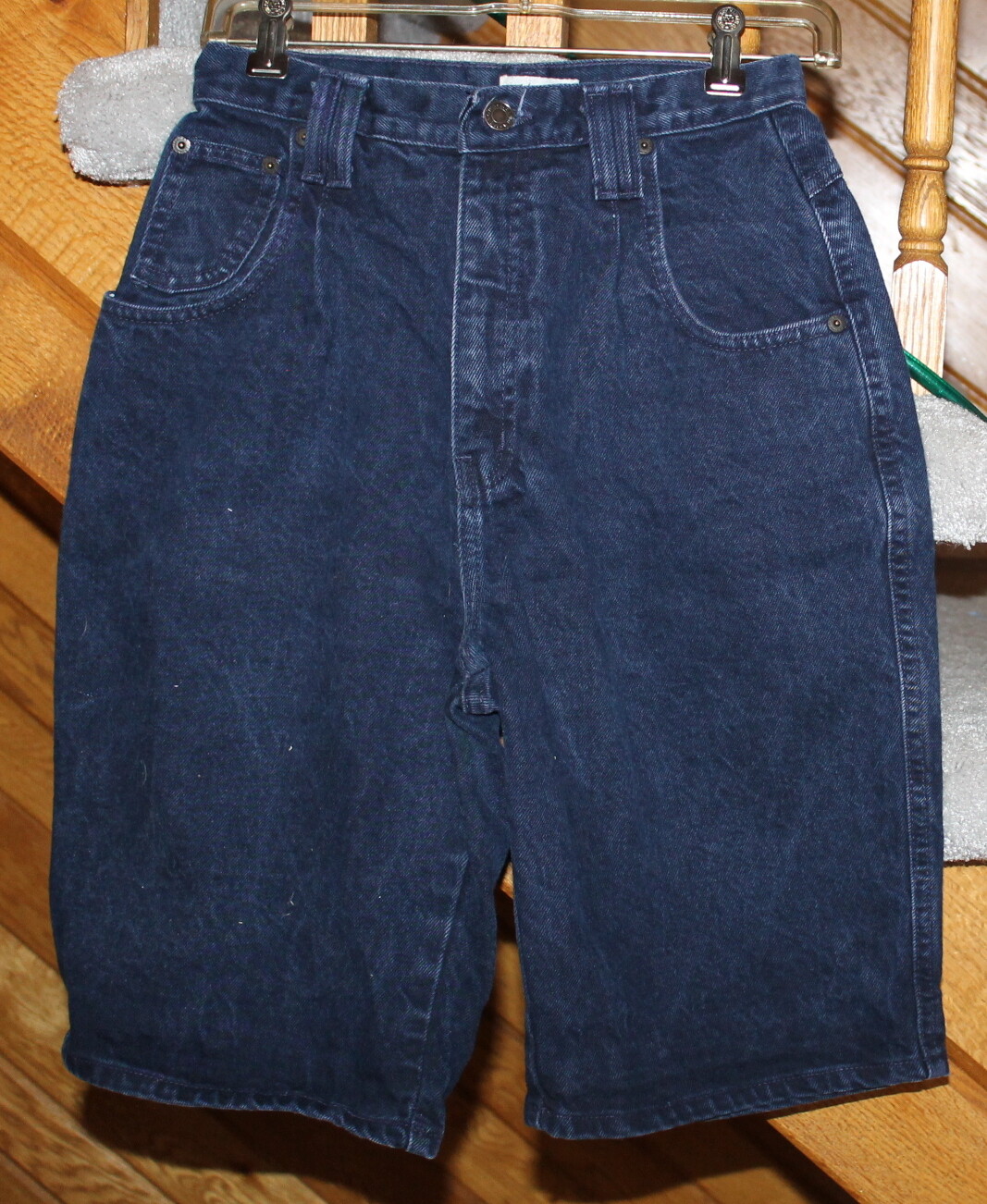 Vintage MERONA Size 8 Women HIGH RISE WAIST MOM Blue Jeans Shorts