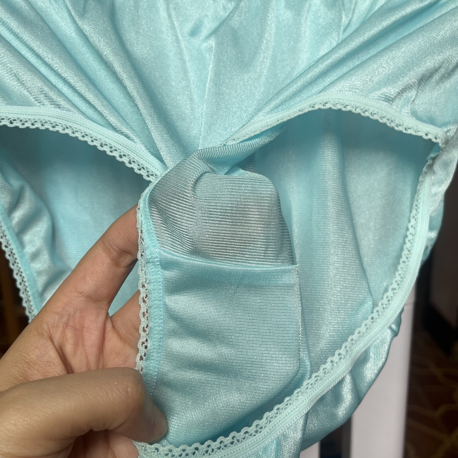 3X Vintage Panties Nylon Classic Briefs Bikini Trim Lace Size 6 Hip 39 Inch