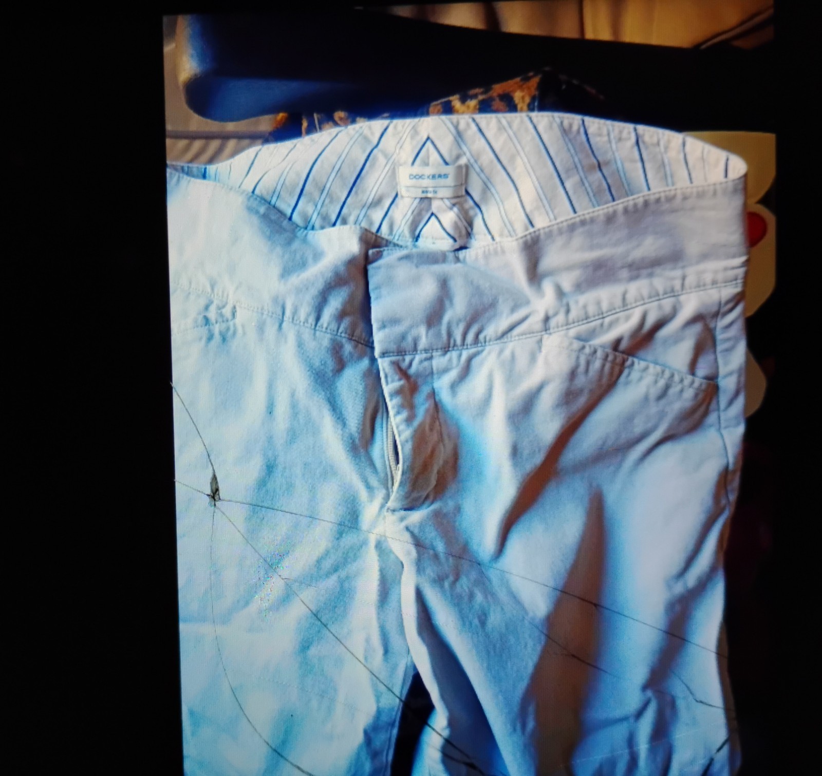 A Nice Women’s Pair Of Tan Dockers Size 8 Capris Pants