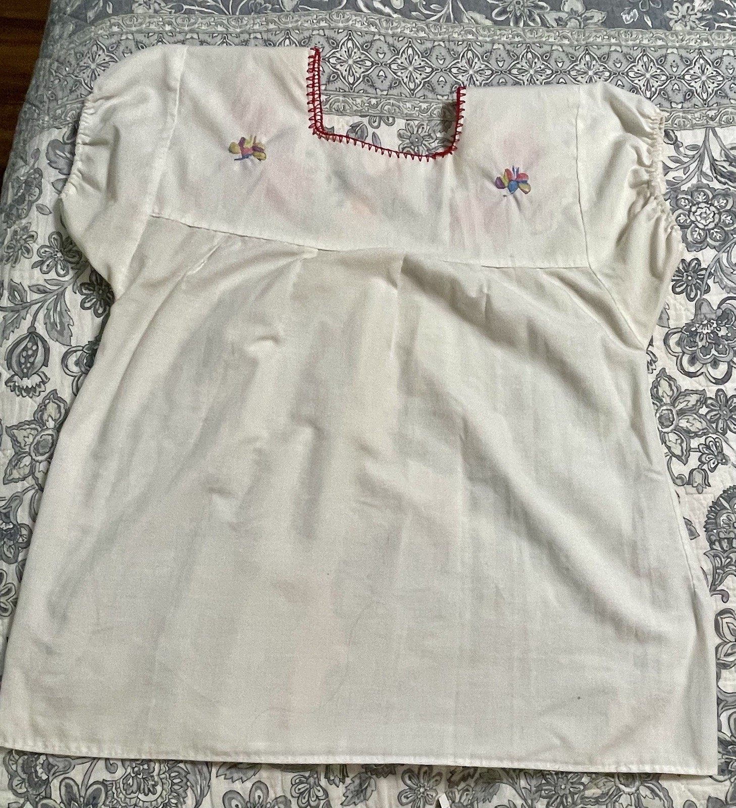 Vintage Womens Cotton Blend Embroidered Floral Mexican Boho Tunic Top Blouse