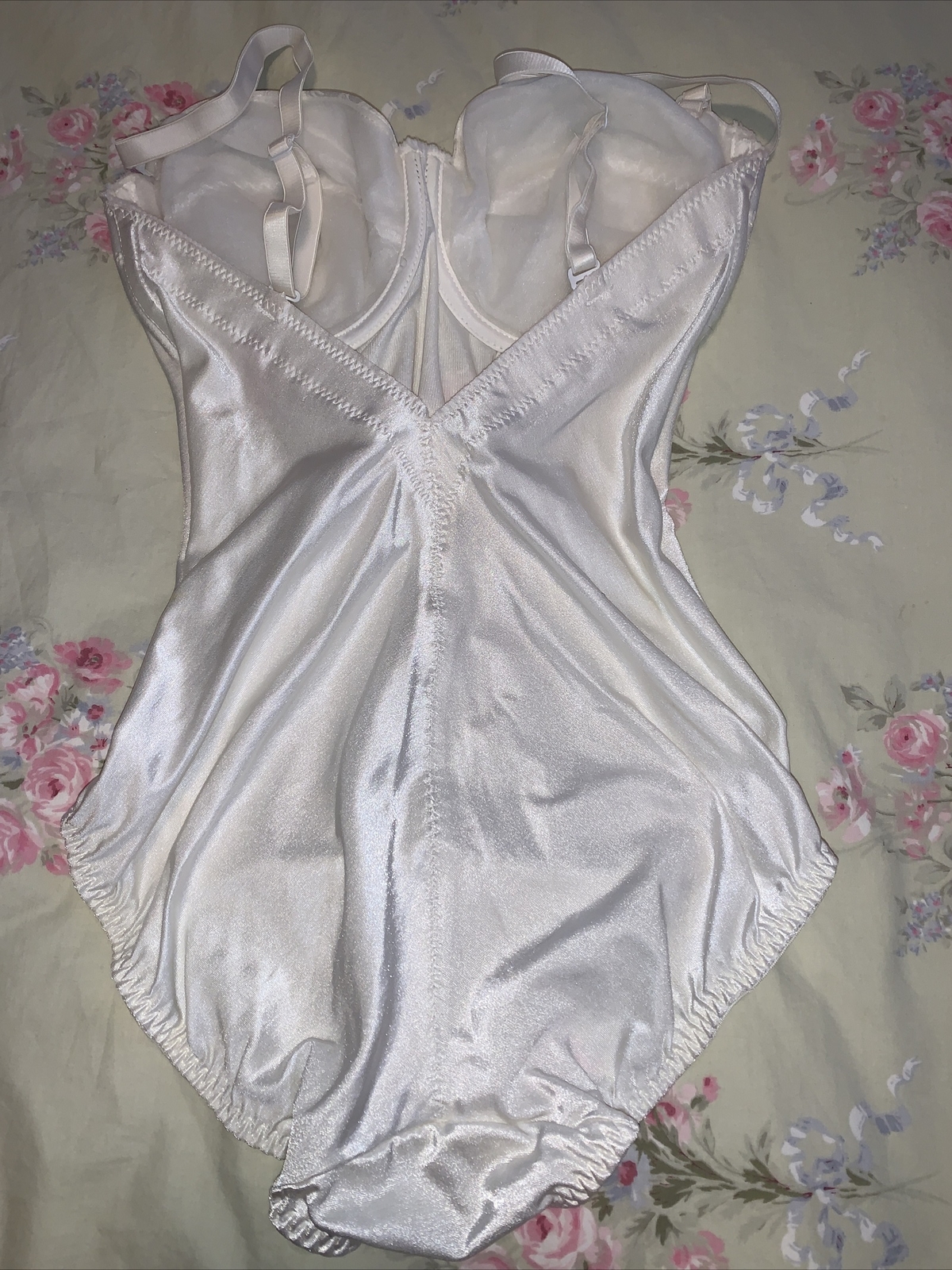 Vtg. Sophistique By Smoothie Size 36C White Bodysuit Style 1975 Shaper Girdle