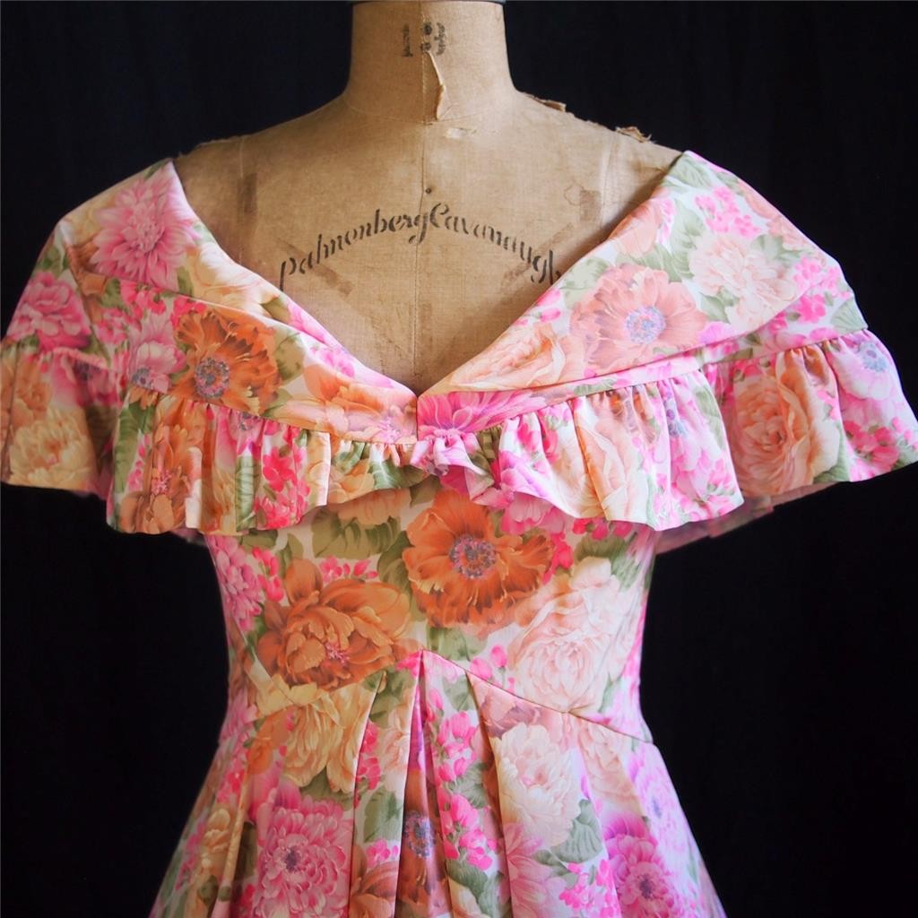 SCAASI BOUTIQUE Vintage 80s Does 50s Floral Off Shoulder Full Skirt Party Dress