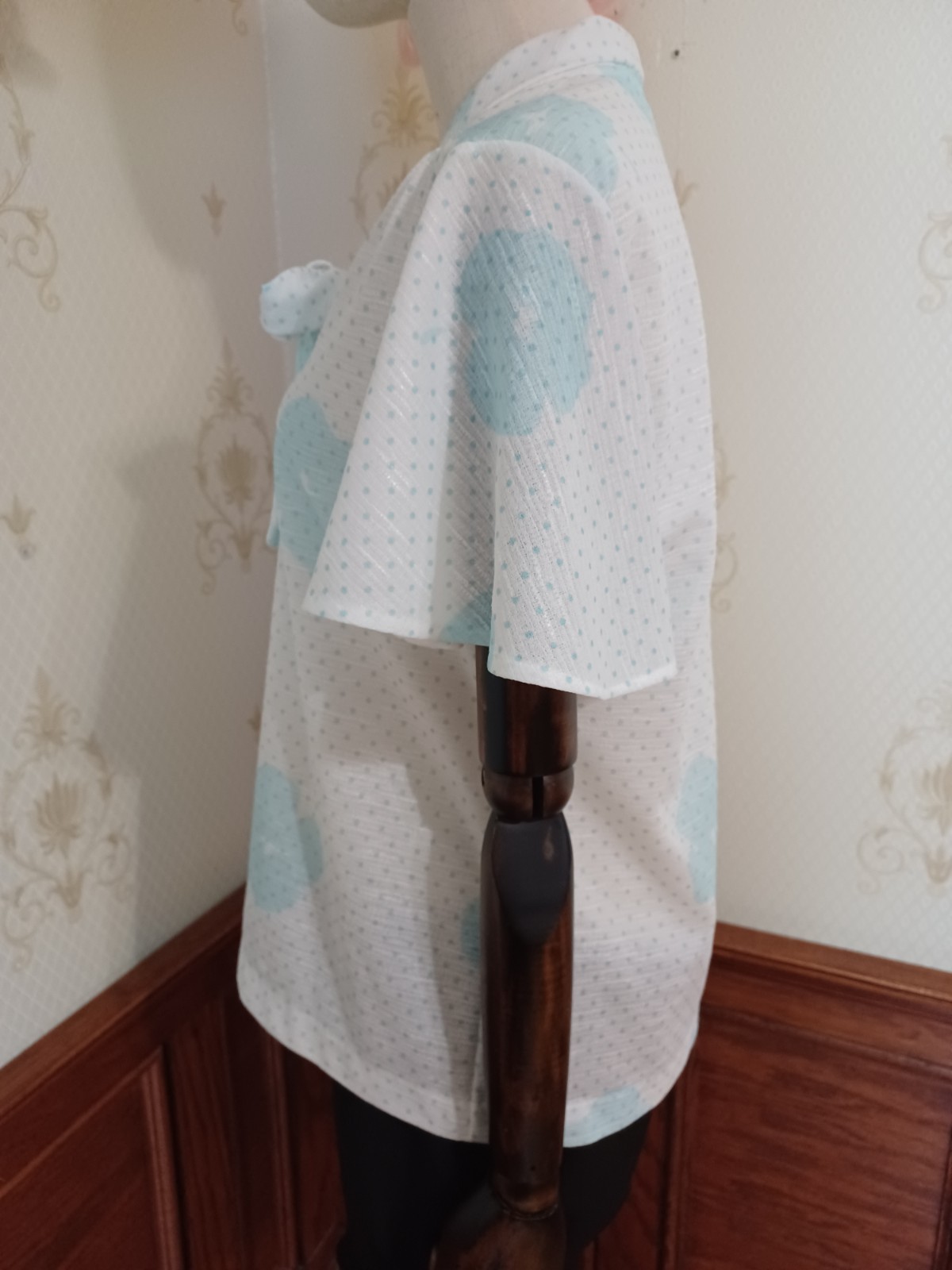 Vintage 1970s/80s Fire Islander Pastel Aqua Polka-dot Pussybow Secretary Blouse