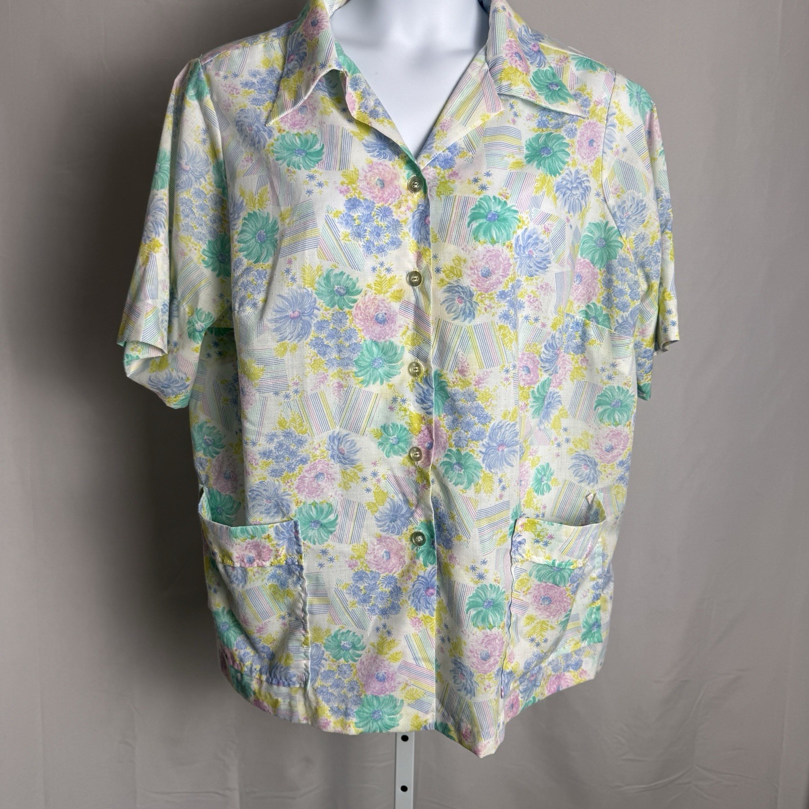 Vtg 70s Lori Lynn Pastel Floral Top Smock Size 44 XL Pockets Dagger Collar
