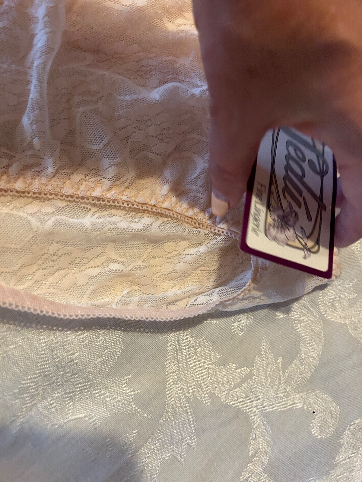 NWT Vtg SEDU’ Fine Lingerie Sheer Raschel Lace Hi Cut Panties Hips 40-41 Size 7