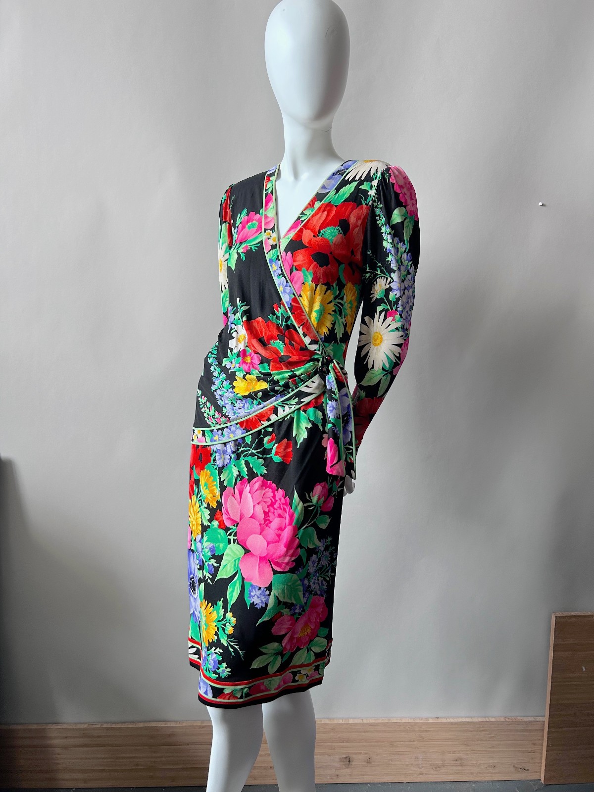 Leonard Paris 1990s Floral Print Jersey Wrap Dress Bergdof Goodman sz 8 France