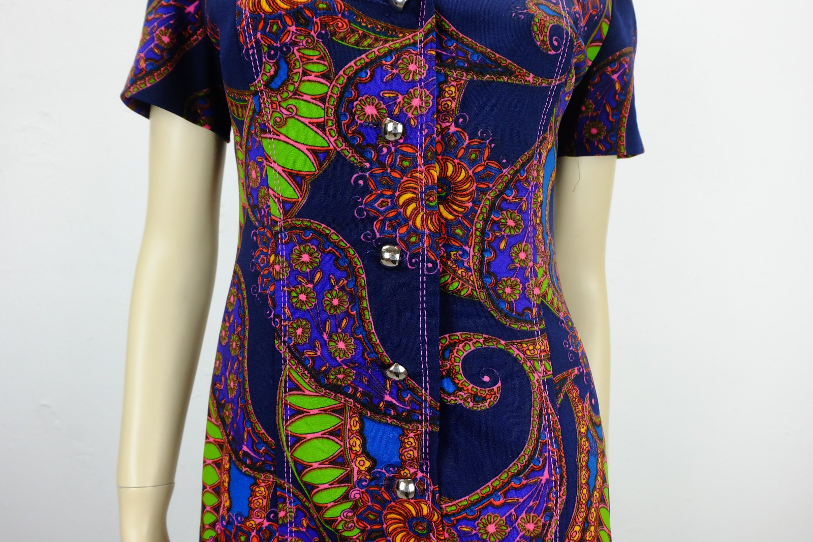 DRESS 60s 70s true vintage dress size M (38) paisley pattern bright colours