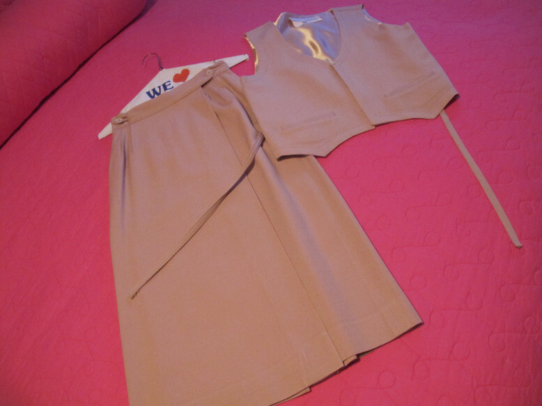 JONAS CARRIE~REDUCED~1970 2 PC DESIGNER SET~ WRAP SKIRT+VEST~PINK WOOL~FREE H