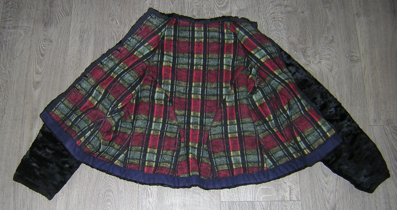 VINTAGE ANTIQUE CZECH WOMENS WINTER PEASANT FOLK COSTUME FUR JACKET MORAVIAN