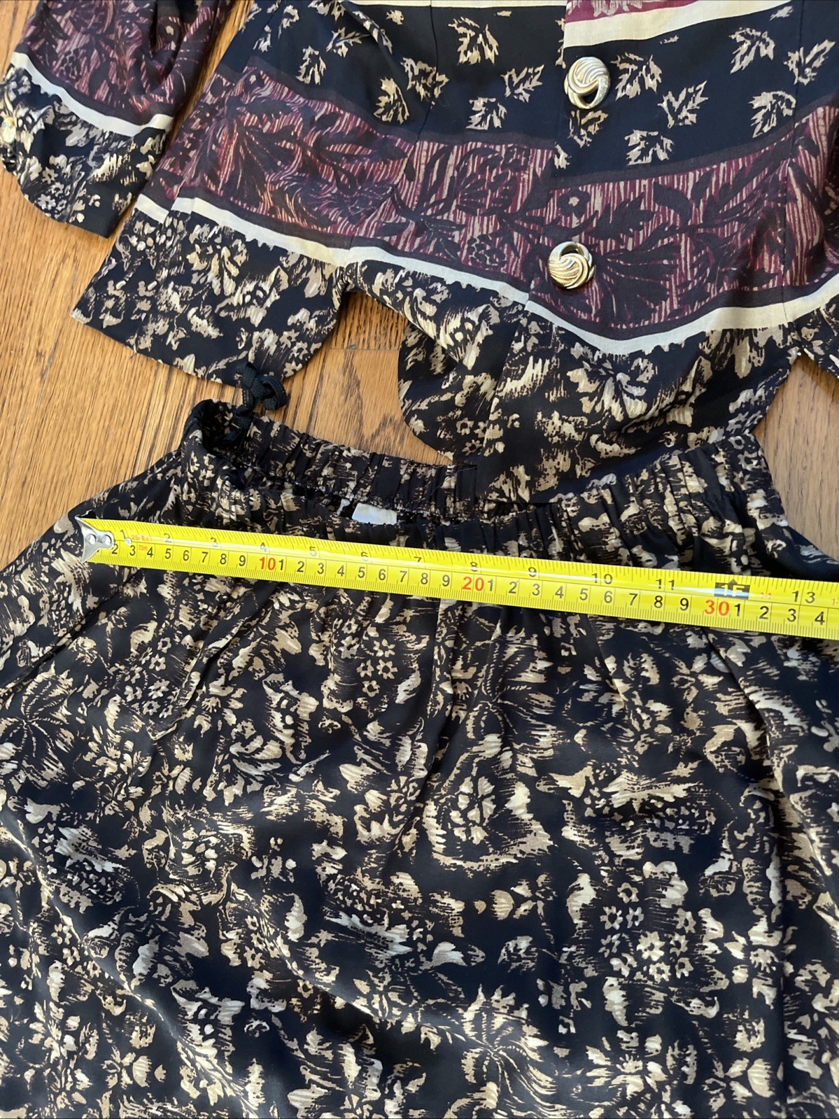 Vintage 1970s Black Floral Boho Puff Sleeve Skirt Set Peasant Gold Buttons Sz 8p
