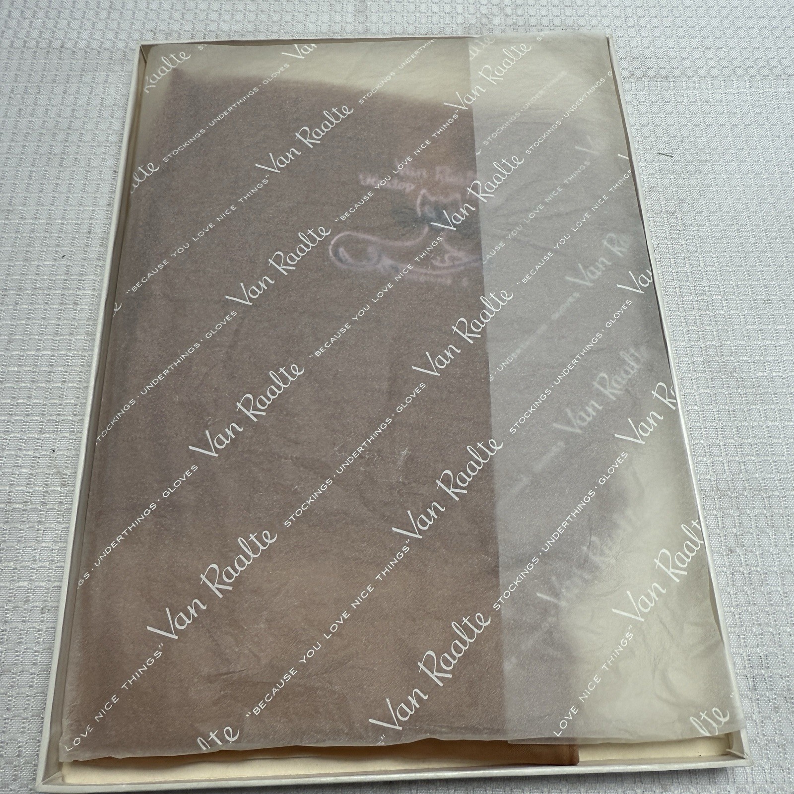 Vtg 50s VAN RAALTE Nines Highlight 9M Nylon Hose Stockings Seam New 1 Box