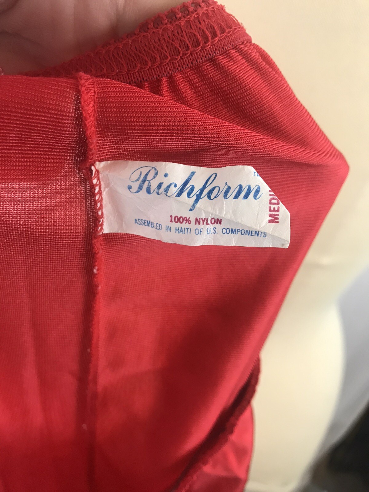 Richform Half Slip Vintage Nylon Red Lace Trim Flower Slit Elastic Waist sz M