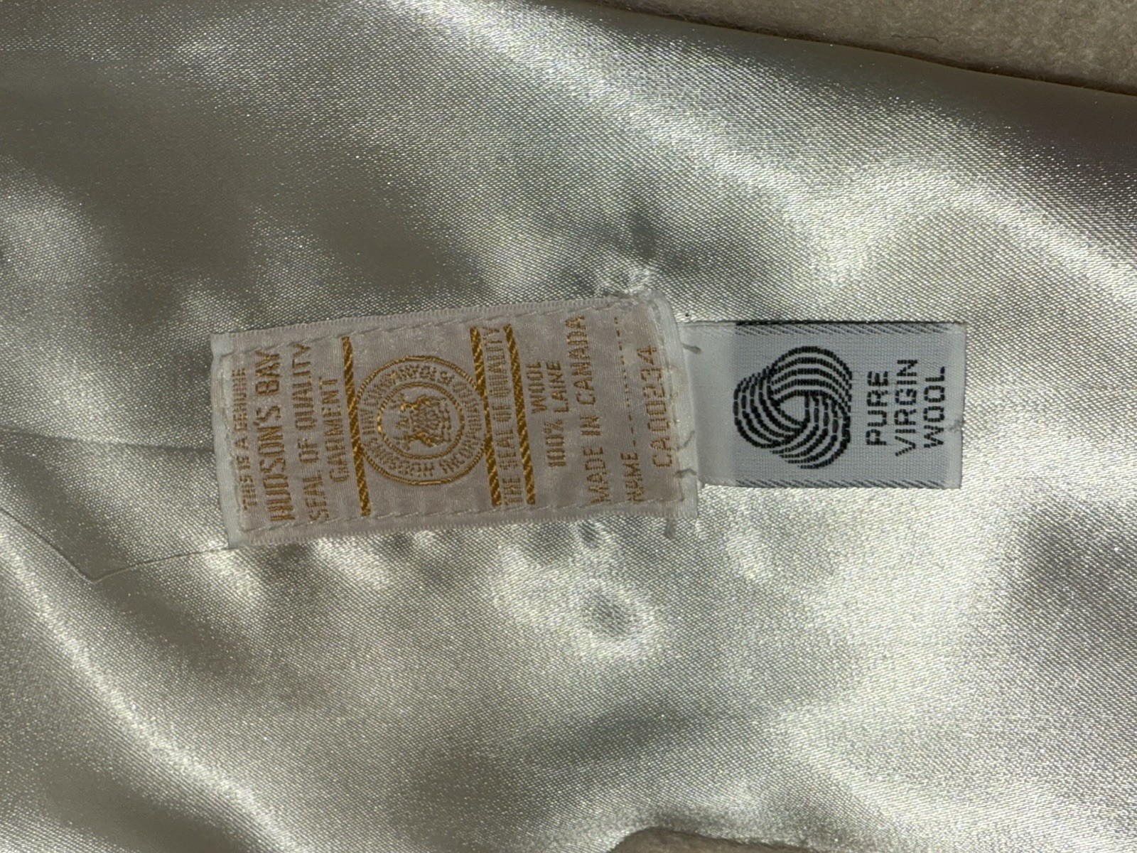 Hudson’s Bay 100% vintage wool laine sweater [4 striped, mint condition]