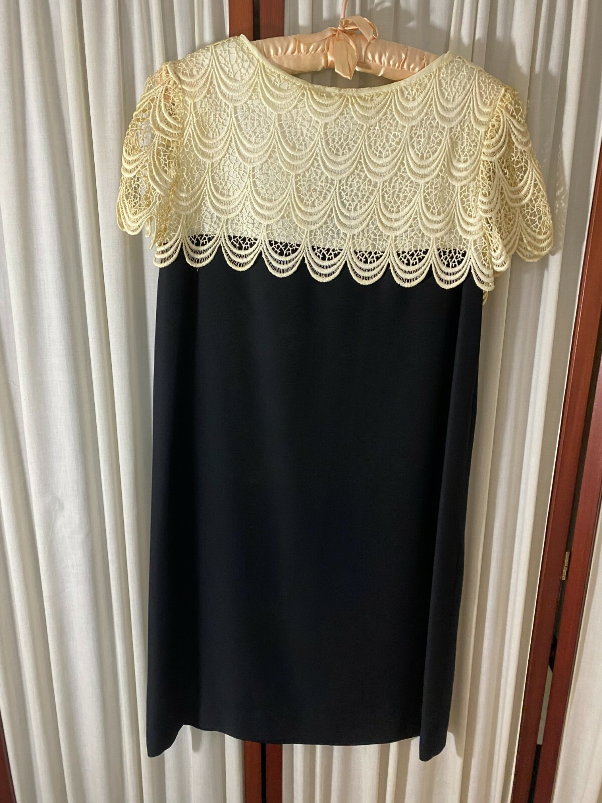1950’s Cocktail Dress-M-Shift Style-Black Rayon w/Cream Lace -VG-CLASSY- SALE