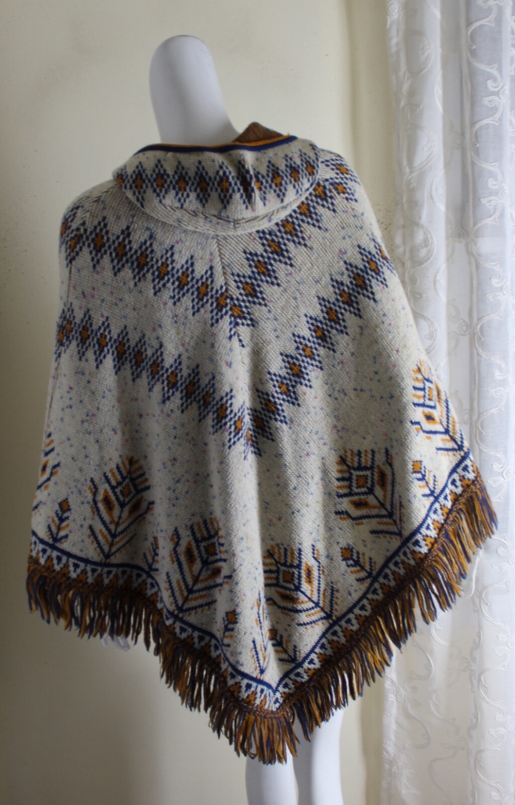 VTG Boho Thick Wool Knit Fringe 70s Hippie Art-Wear Poncho Sweater OS S M L XL