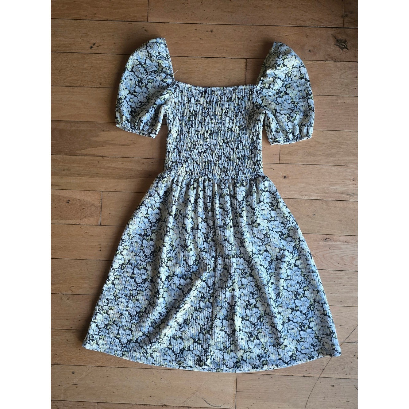H&M Floral Puff-Sleeve Smocked Midi Vintage Cottagecore Boho Romantic Soft Girl