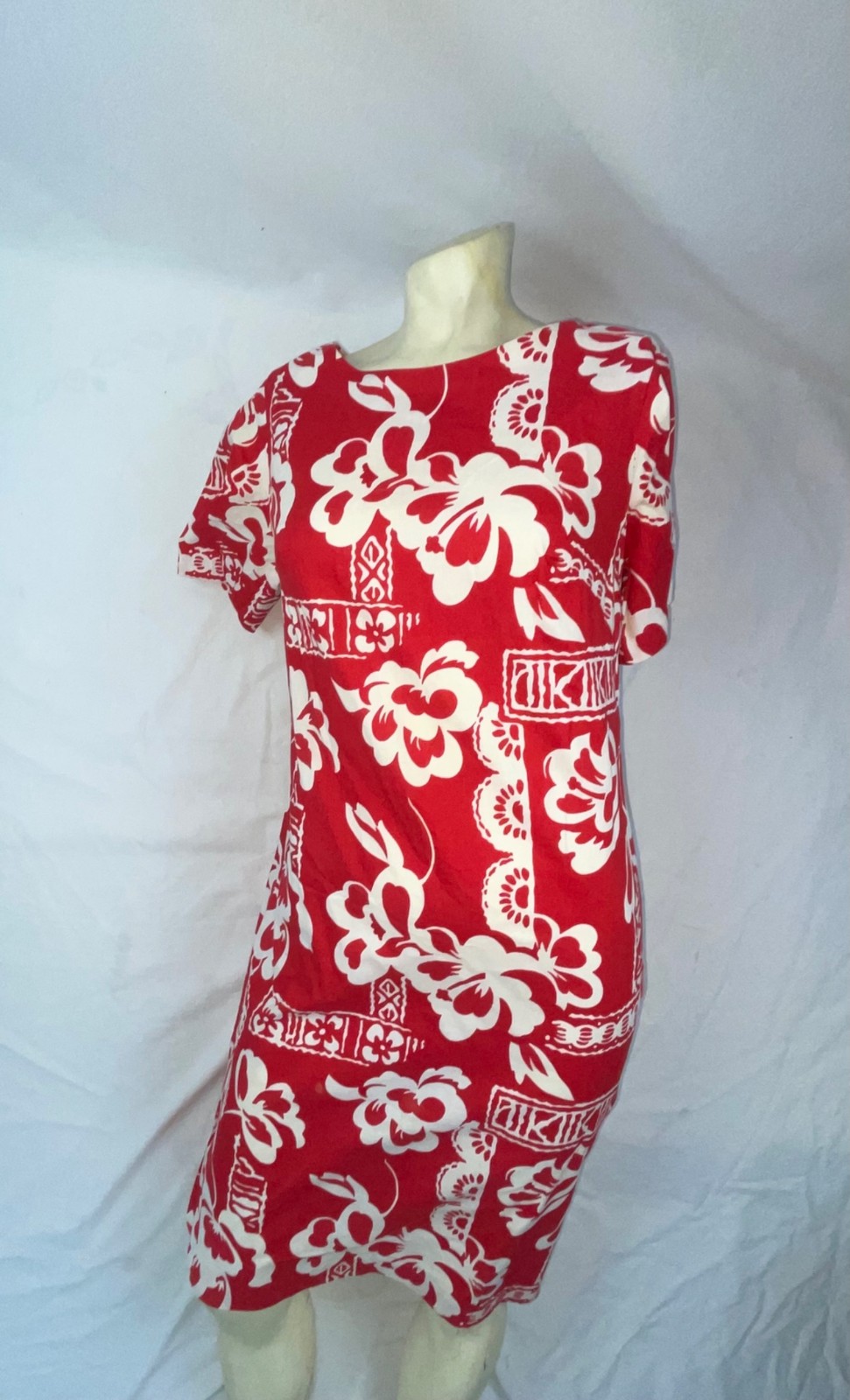 VTG 60S 70S WOMENS S FLORAL FLOWER PRINT RED WHITE COTTON HAWAIIAN DRESS