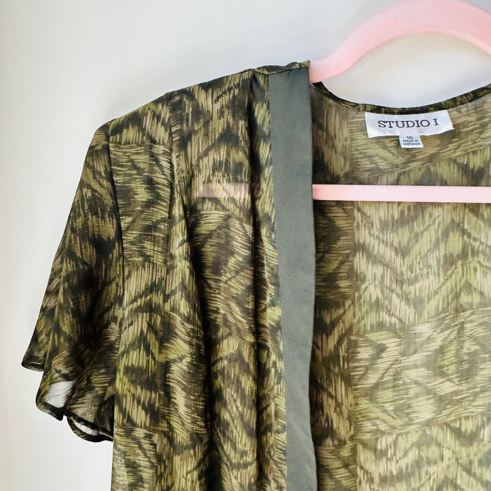 Studio I Vintage Y2K Green Abstract Chiffon Open Front Cardigan Size 16 Boho