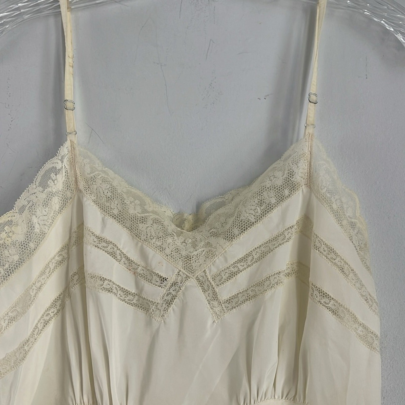 Vintage 50’s Barbizon lace detailed long maxi full length slip nightgown dress