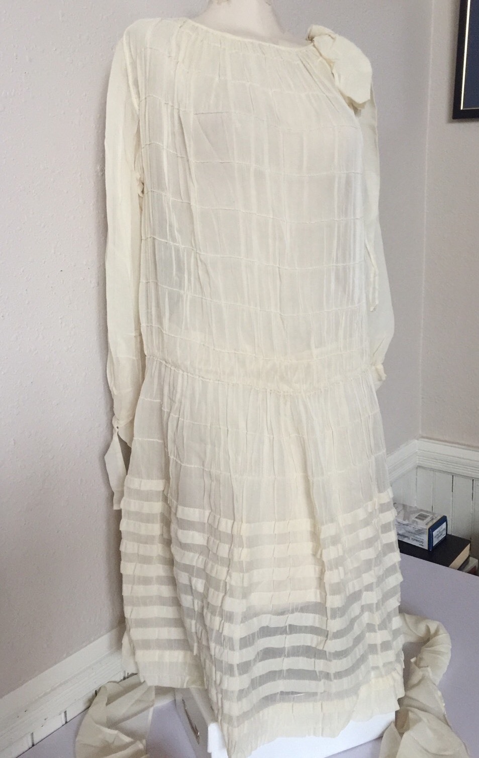 ART DECO 1920’s ANTIQUE CREAM FRENCH COTTON LIGHT SHEER FLAPPER DRESS WEDDING