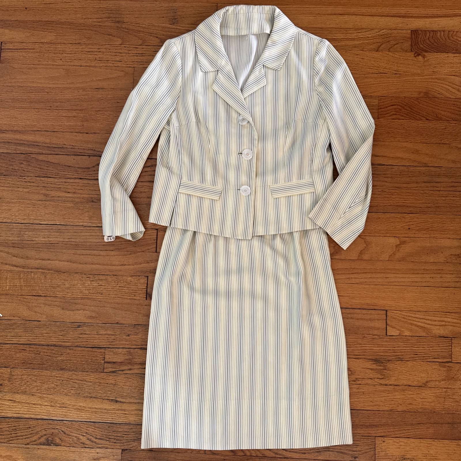 Vintage 1960s mod cotton skirt suit striped yellow gray neutral Handmacher